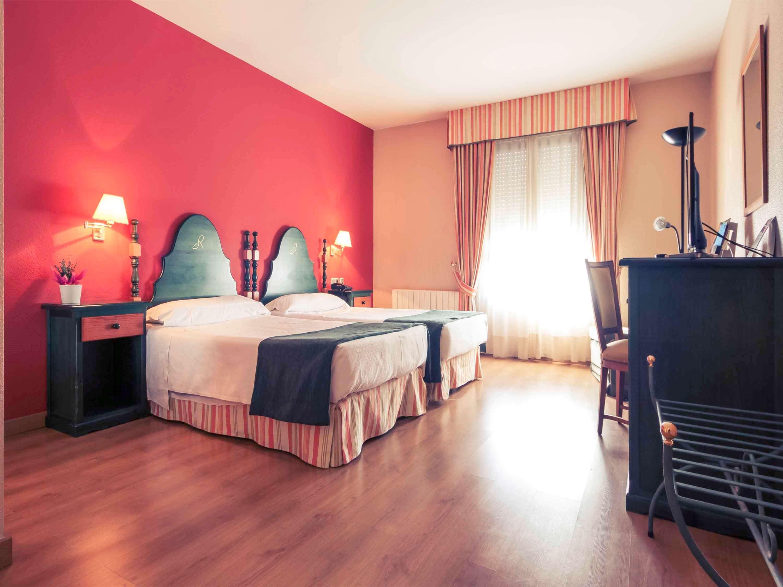 Hotel Rio Бадахос Экстерьер фото