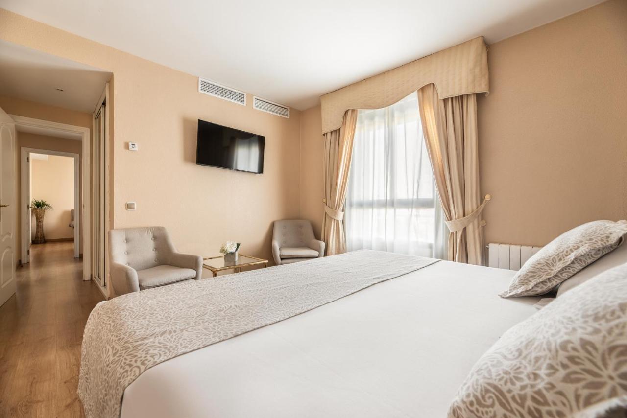 Hotel Rio Бадахос Экстерьер фото