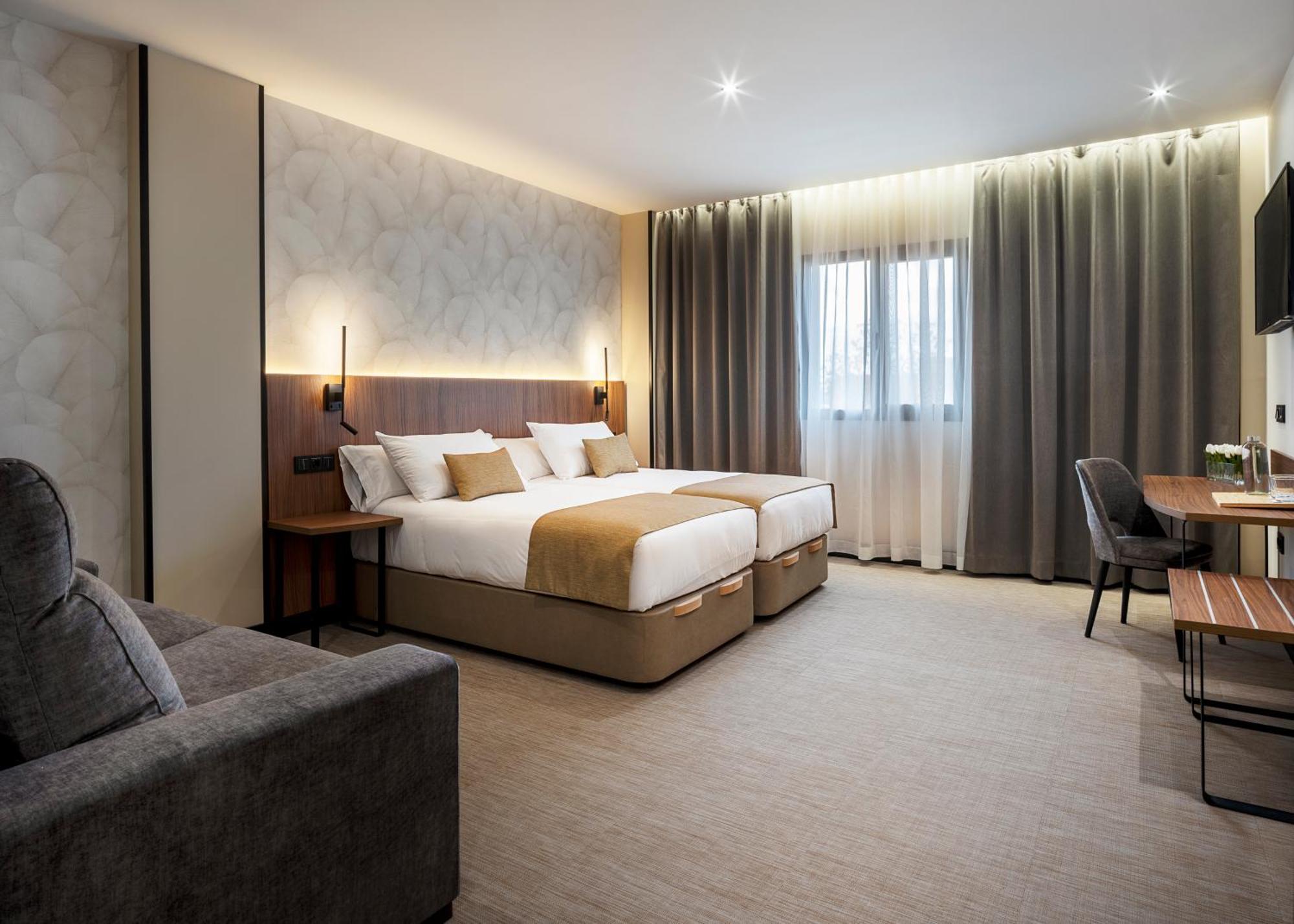 Hotel Rio Бадахос Экстерьер фото