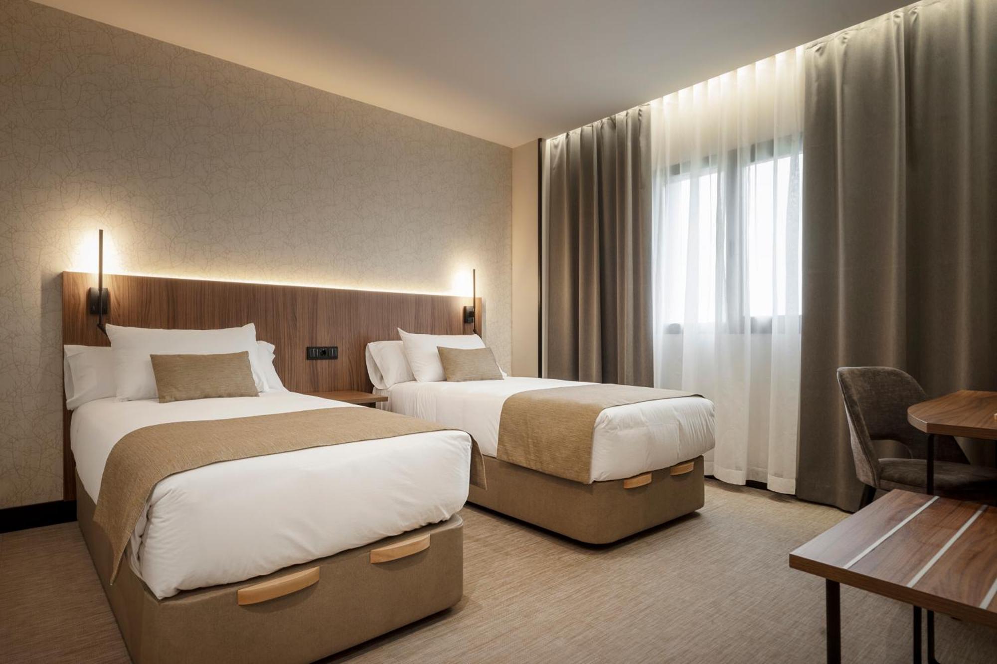Hotel Rio Бадахос Экстерьер фото